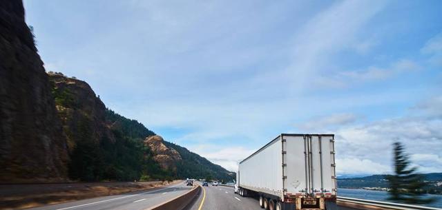 加州道路维修费用_路况_美国高速公路路况问题
