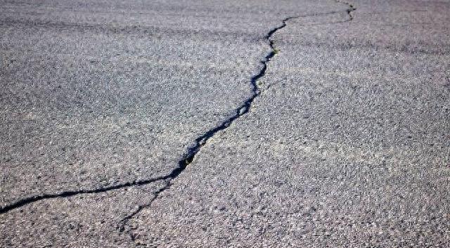 路况_美国公路路况_美国高速维护问题