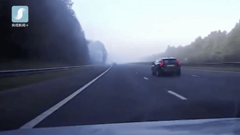 出行提示_团雾天气行车注意事项_高速公路团雾安全驾驶