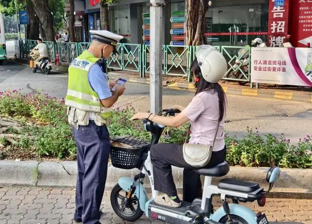 首批执行地区时间表_禁行范围非标电动车_限行