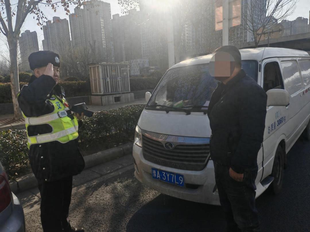 禁行的拼音_禁行标识牌图片大全_禁行